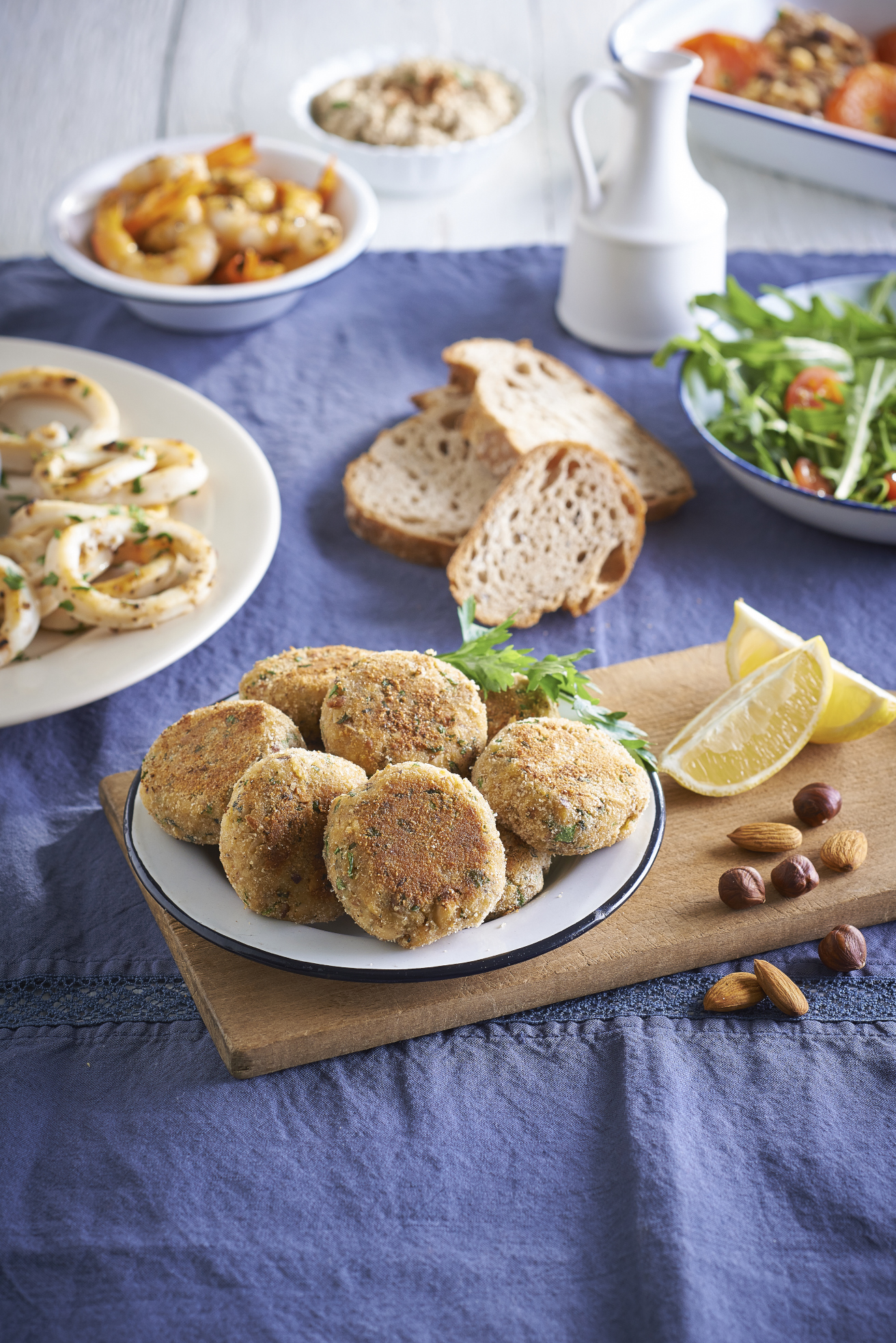 Chickpea and nut cakes
